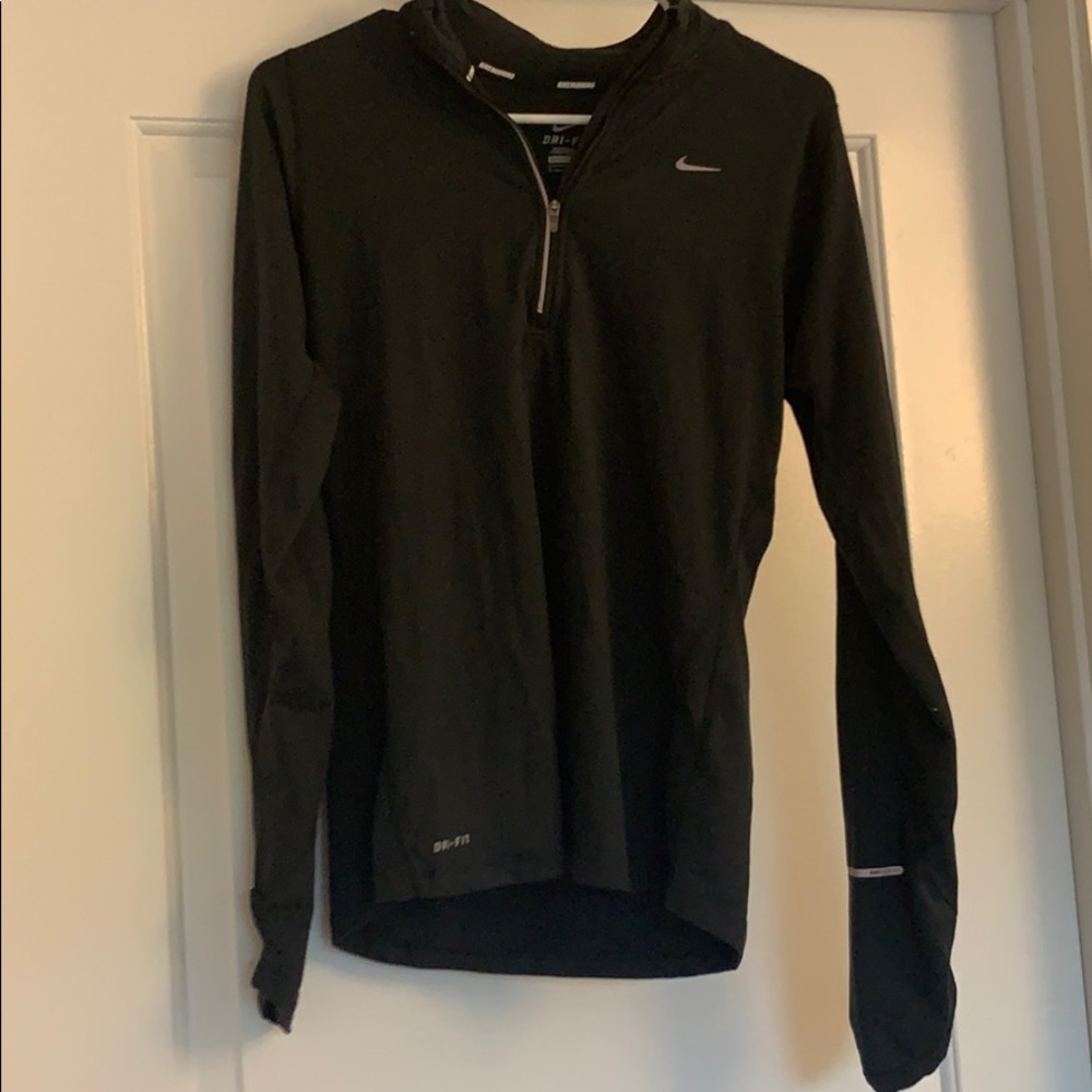 nike pullover